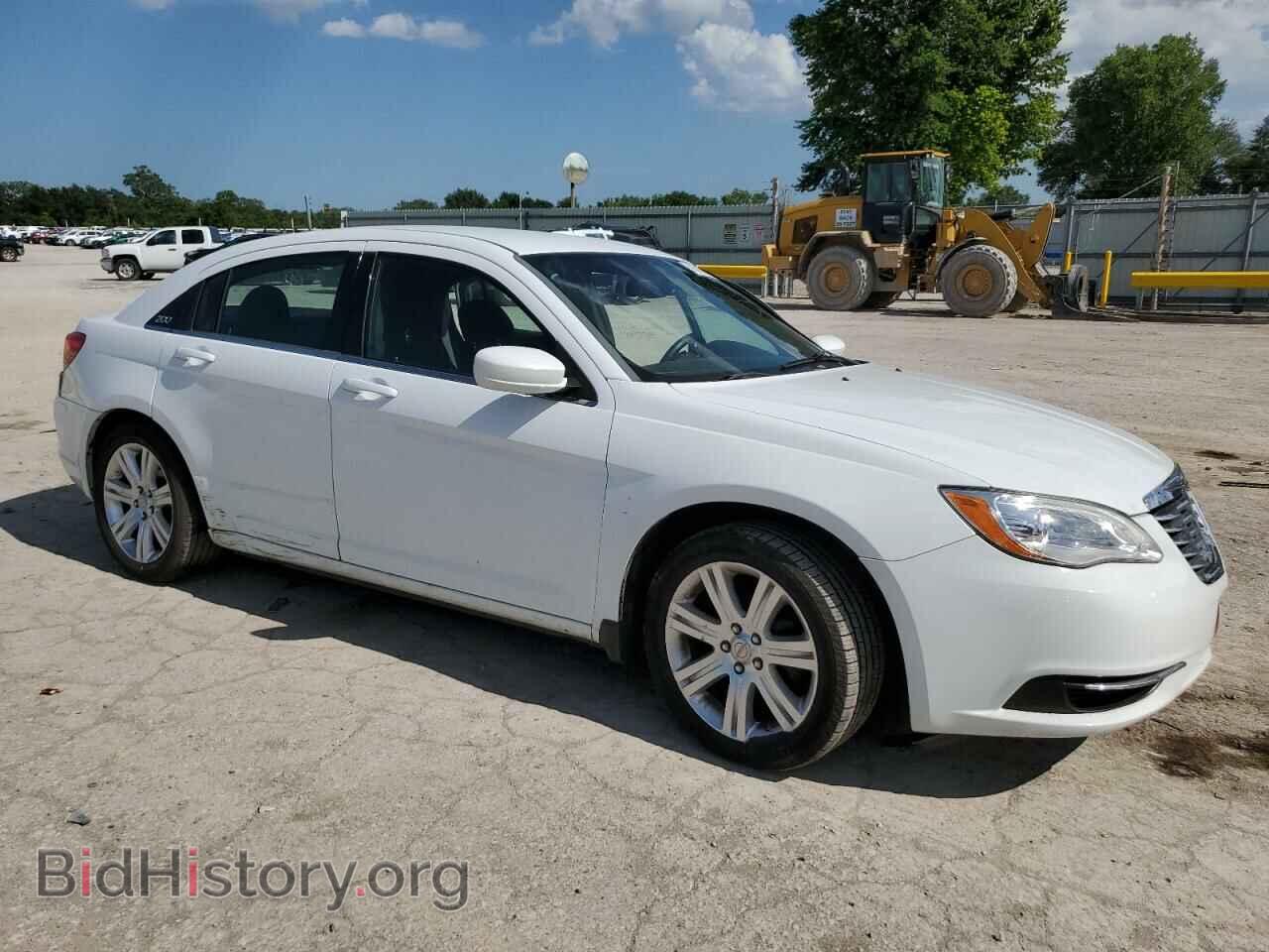 2013 CHRYSLER 200 - VIN: 1C3CCBBB3DN505235 - Фото 4