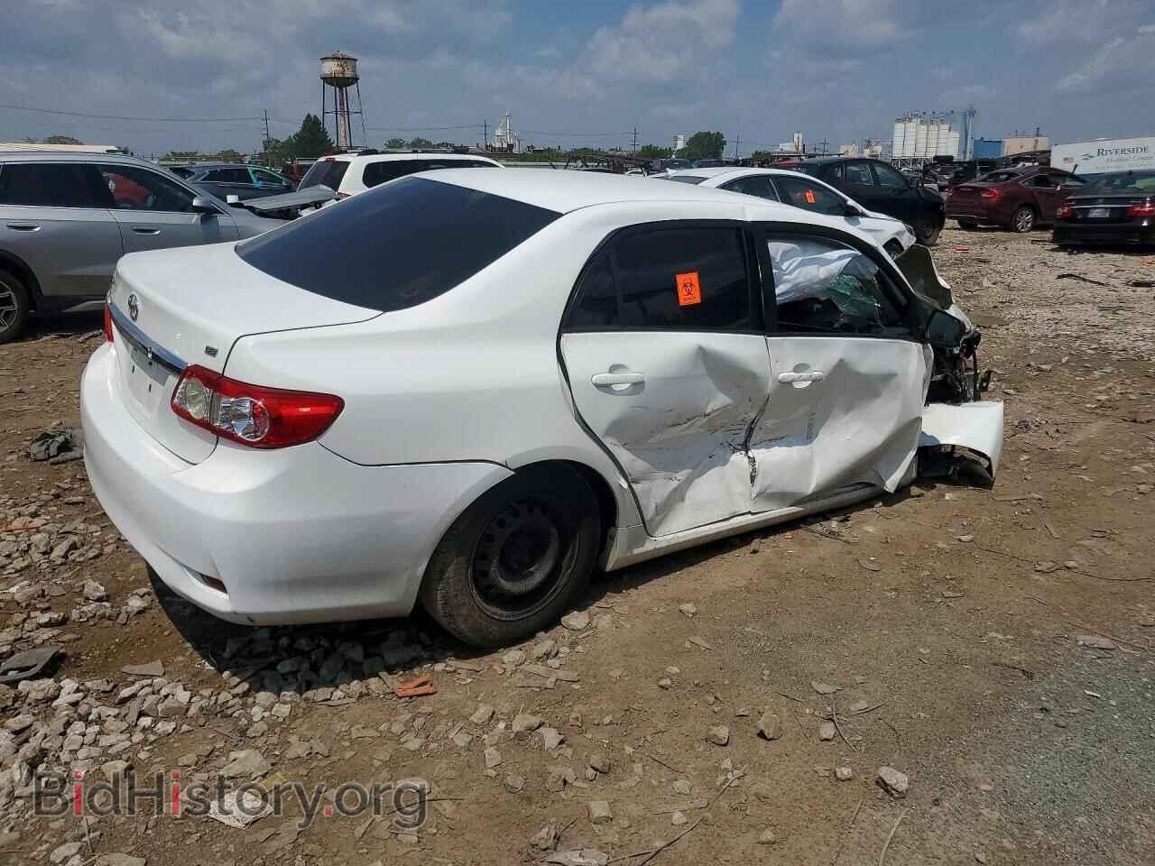 2011 TOYOTA COROLLA - VIN: 2T1BU4EE1BC571823 - Photo 3