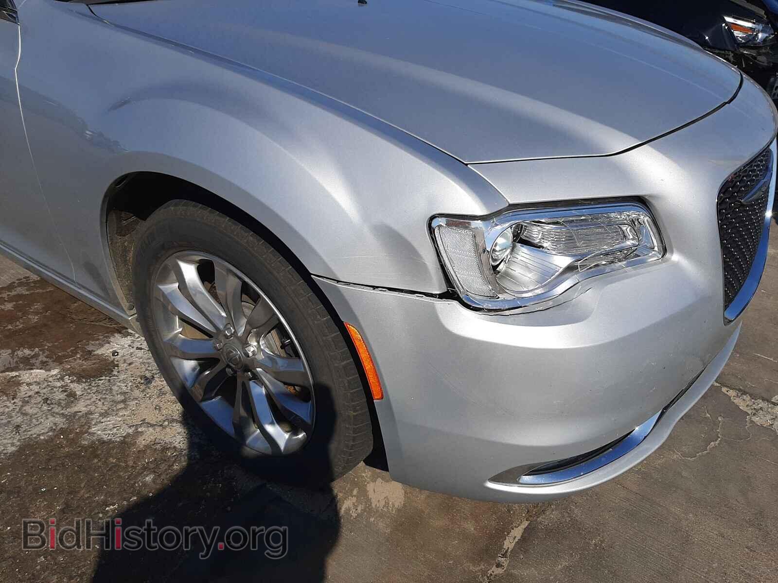 2020 CHRYSLER 300 - VIN: 2C3CCAKG5LH128565 - Фото 9