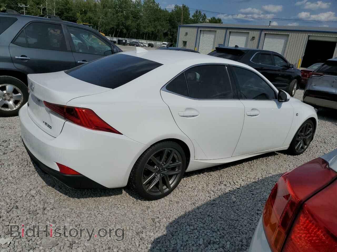 2018 LEXUS IS - VIN: JTHC81D27J5032910 - Фото 3