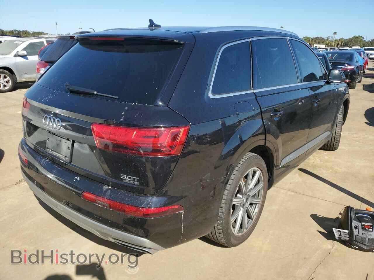 2017 AUDI Q7 - VIN: WA1VAAF78HD044484 - Фото 4
