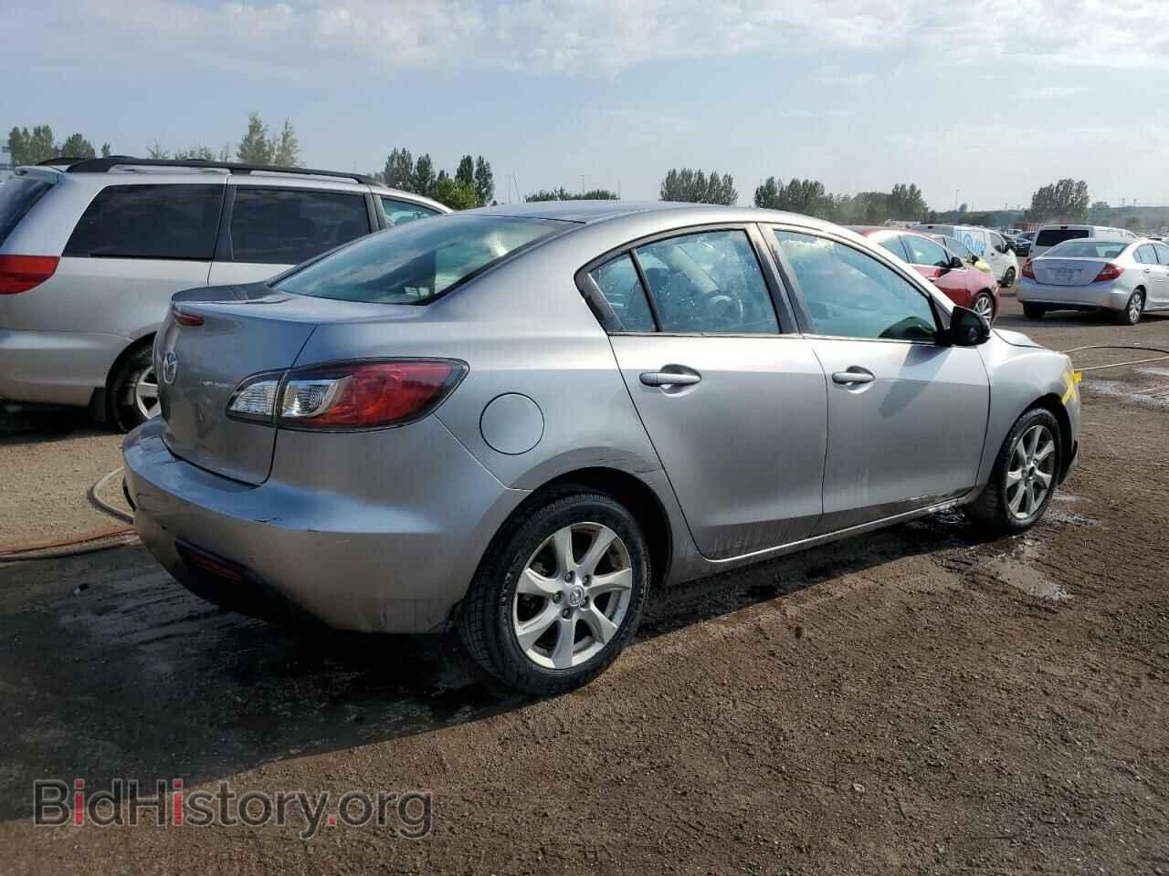 2011 MAZDA 3 - VIN: JM1BL1UF2B1429481 - Фото 3