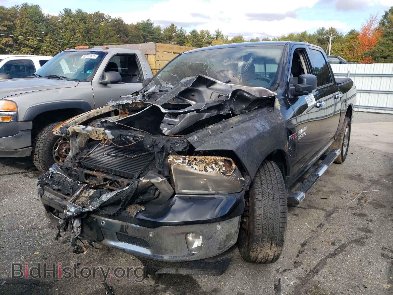 2017 RAM 1500 - VIN: 1C6RR7LM1HS874031 - Photo 2