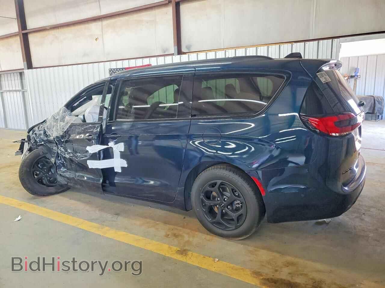 2024 CHRYSLER PACIFICA - VIN: 2C4RC1S75RR102735 - Photo 2