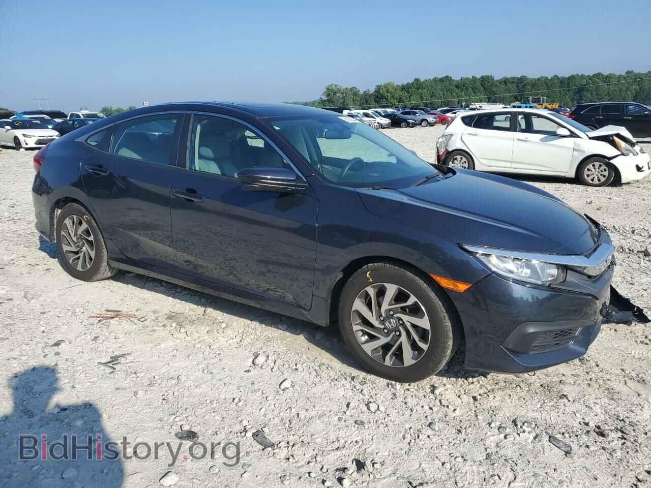 2017 HONDA CIVIC - VIN: 19XFC2F72HE201855 - Photo 4