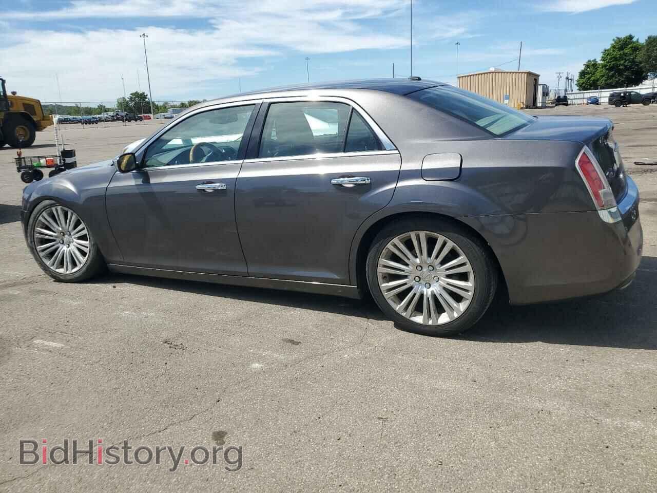 2013 CHRYSLER 300 - VIN: 2C3CCAEG2DH551567 - Фото 2