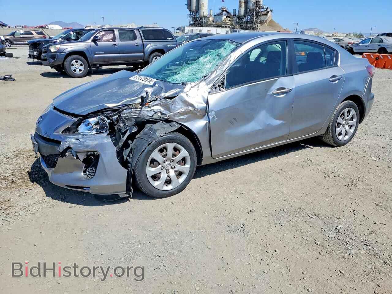 Фотография JM1BL1U79D1760747 - MAZDA 3 2013
