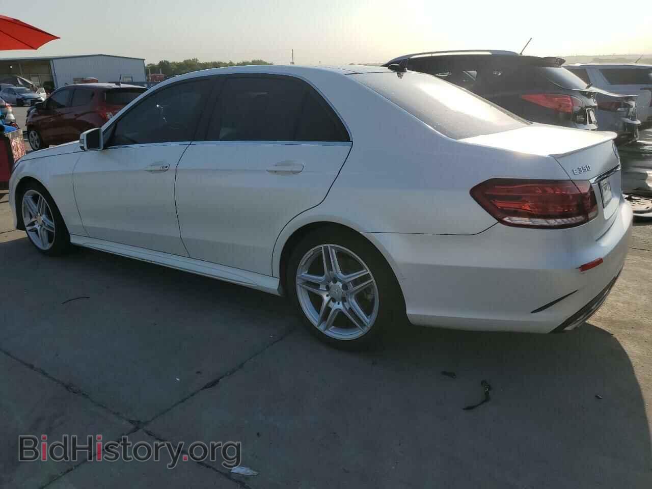 2014 MERCEDES-BENZ E-CLASS - VIN: WDDHF5KBXEA832045 - Фото 2