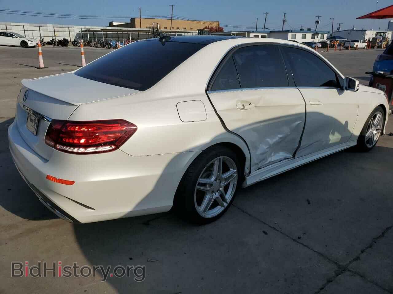 2014 MERCEDES-BENZ E-CLASS - VIN: WDDHF5KBXEA832045 - Фото 3
