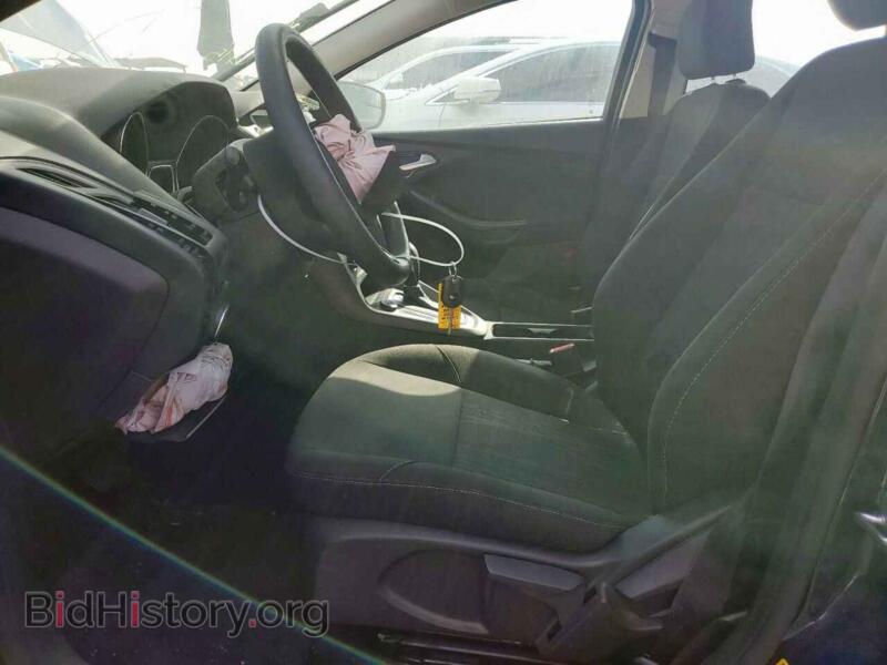 2017 Ford FOCUS (VIN 1FADP3H21HL237021) — photo 7 of 13