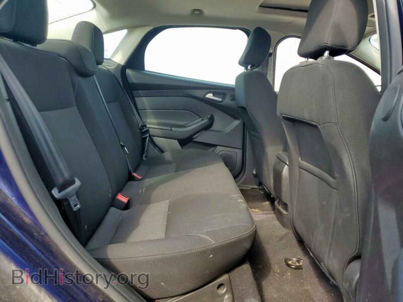 2017 Ford FOCUS (VIN 1FADP3H21HL237021) — photo 10 of 13