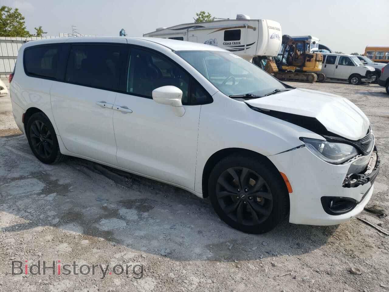 2019 CHRYSLER PACIFICA - VIN: 2C4RC1FG2KR567389 - Фото 4