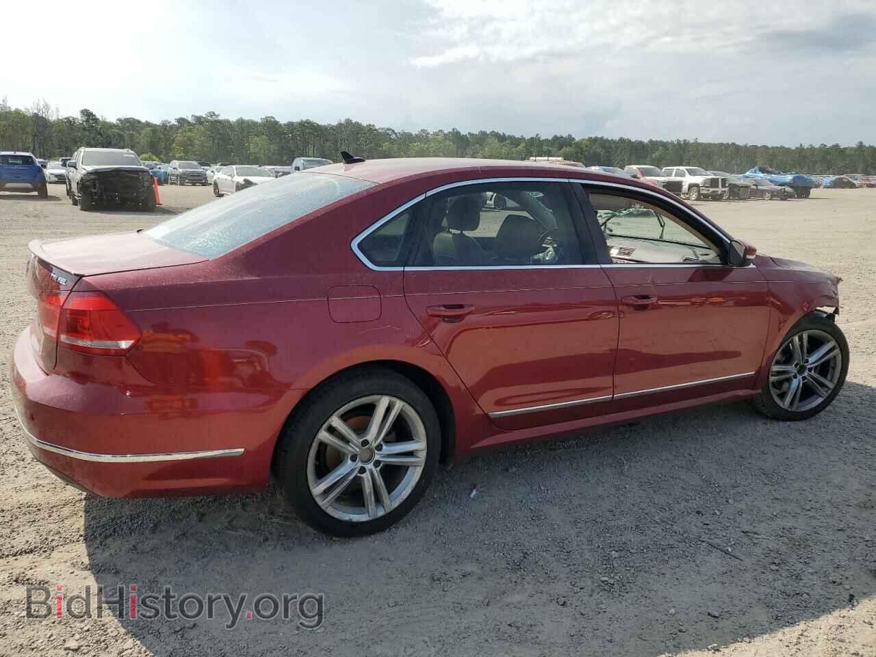 2015 VOLKSWAGEN PASSAT - VIN: 1VWCS7A32FC033076 - Фото 3