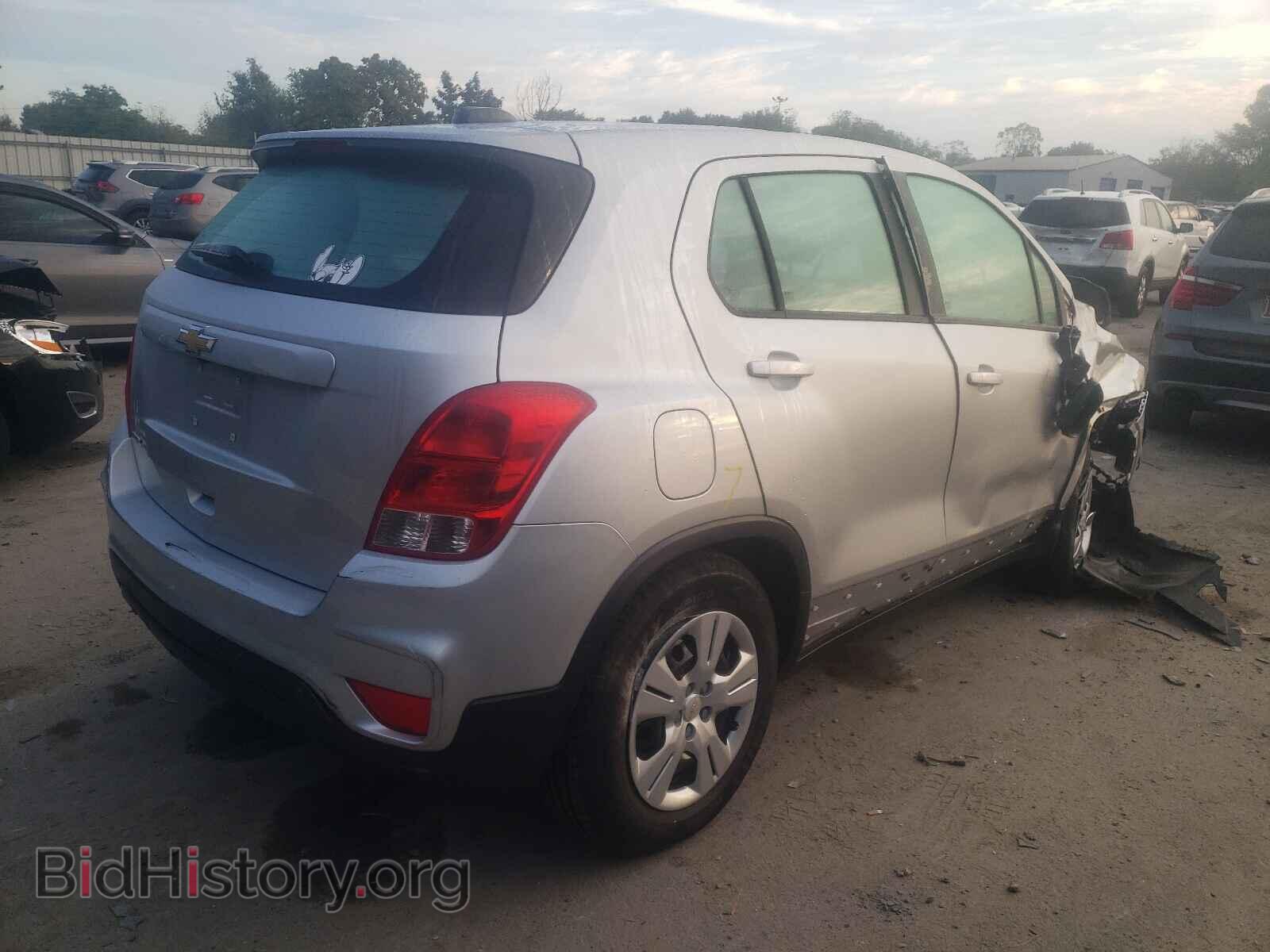 2017 CHEVROLET TRAX - VIN: KL7CJKSB2HB216160 - Фото 4