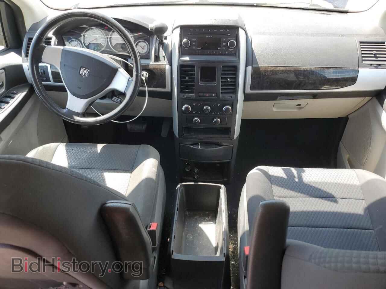 2010 DODGE CARAVAN - VIN: 2D4RN5D10AR202744 - Фото 8