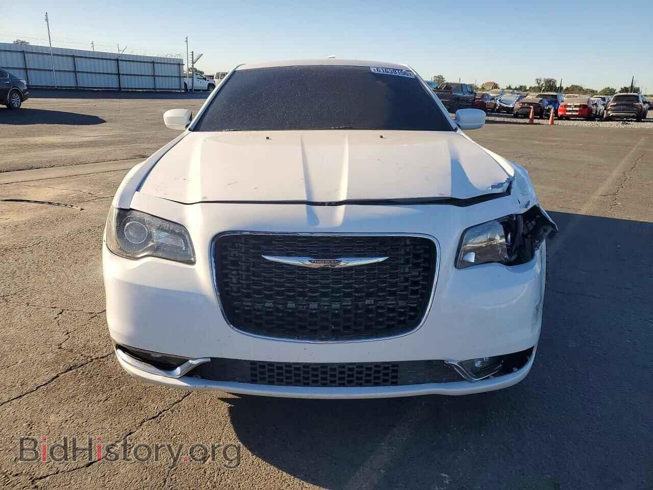 2019 CHRYSLER 300 - VIN: 2C3CCAGG1KH542787 - Фото 5