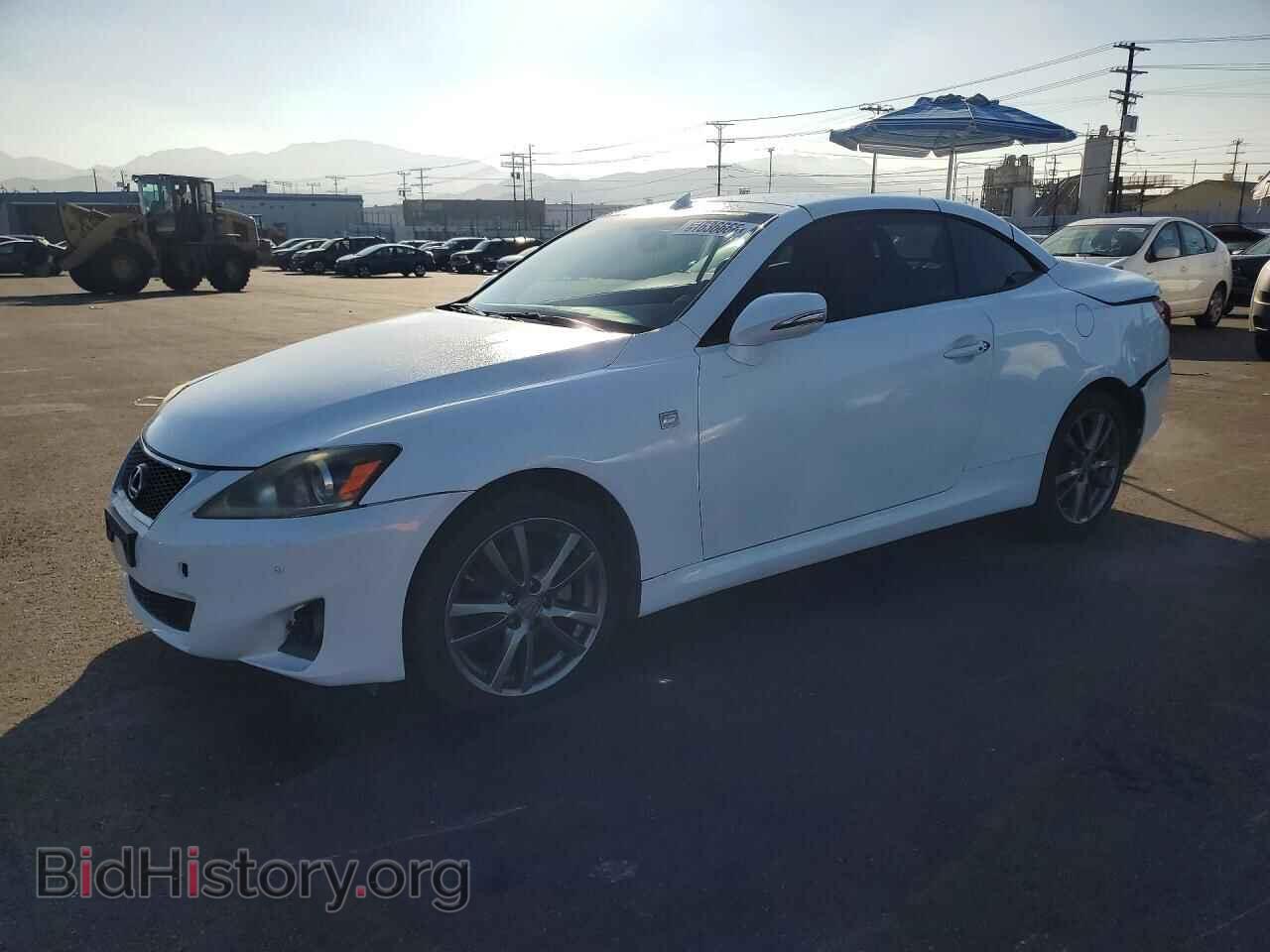Photo JTHFF2C24E2530287 - LEXUS IS 2014