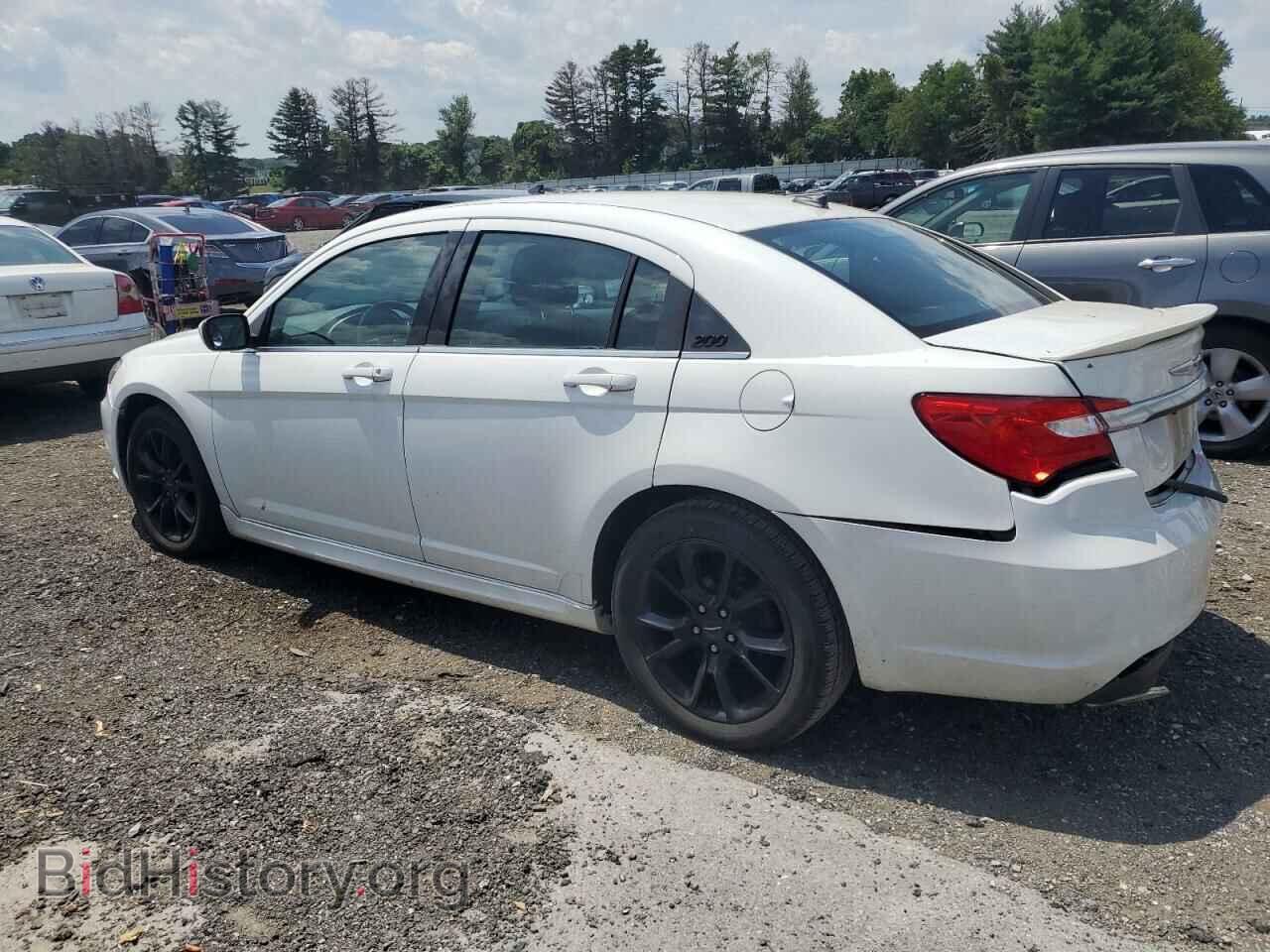 2014 CHRYSLER 200 - VIN: 1C3CCBBG9EN171239 - Фото 2