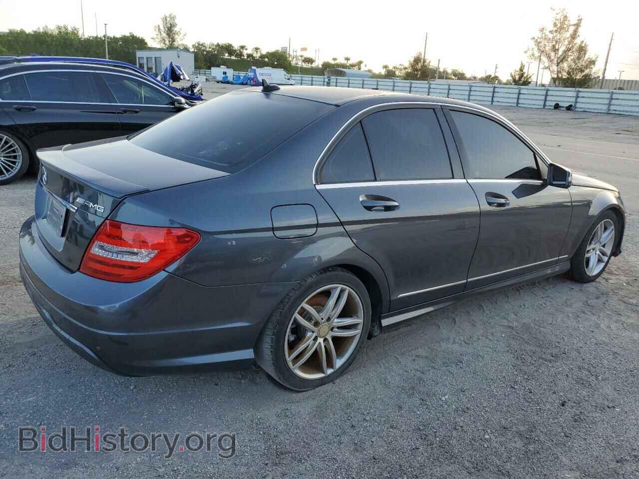 2013 MERCEDES-BENZ C-CLASS - VIN: WDDGF4HB1DR242524 - Фото 3