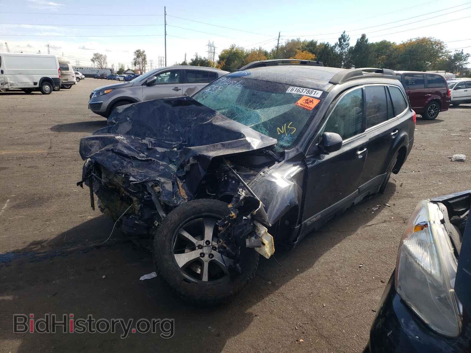 2014 SUBARU OUTBACK - VIN: 4S4BRCDC7E3245660 - Photo 2