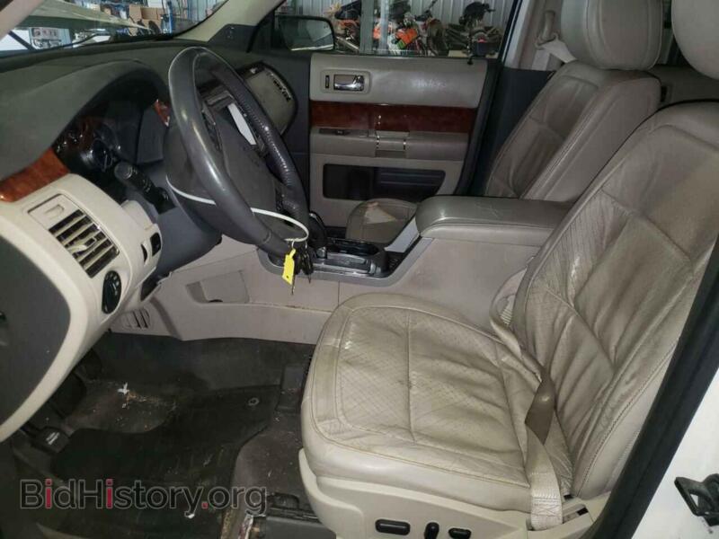 2011 Ford FLEX (VIN 2FMGK5DC8BBD02563) — photo 7 of 12