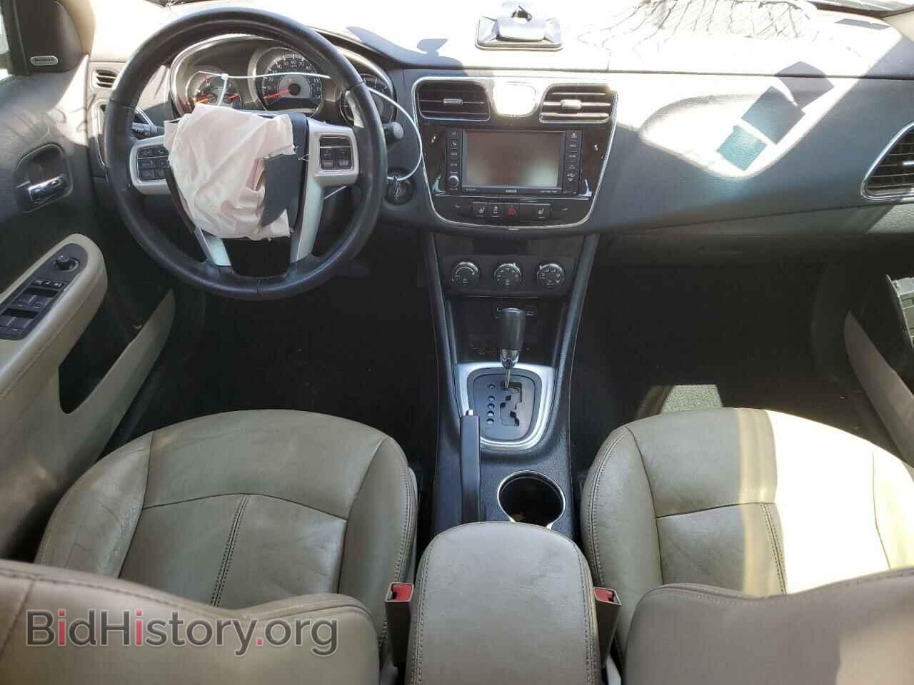 2012 CHRYSLER 200 - VIN: 1C3CCBCB0CN106425 - Фото 8