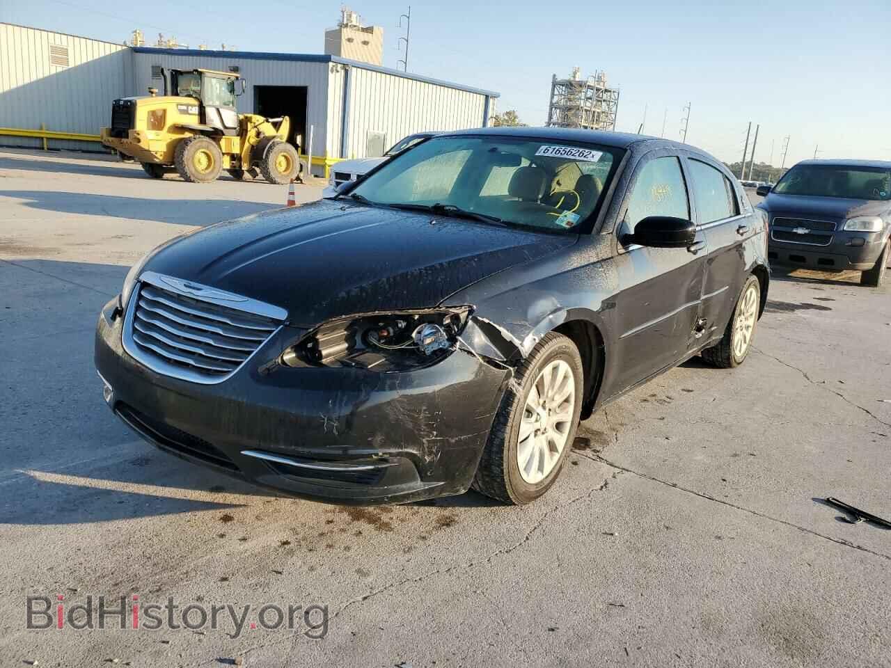2014 CHRYSLER 200 - VIN: 1C3CCBAB4EN204623 - Фото 2