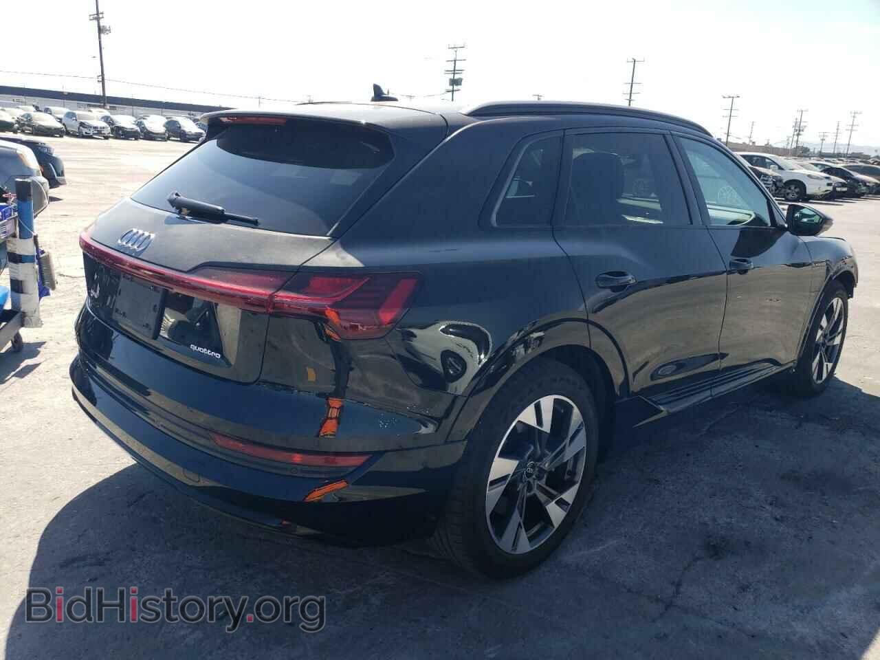 2021 AUDI E-TRON - VIN: WA1AAAGE0MB030323 - Фото 3