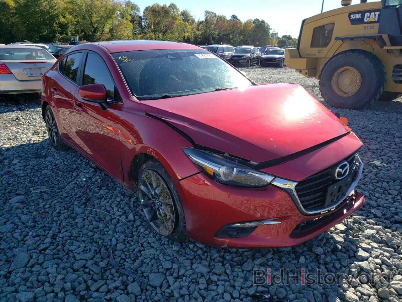 Photo 3MZBN1W32JM195404 - MAZDA 3 2018