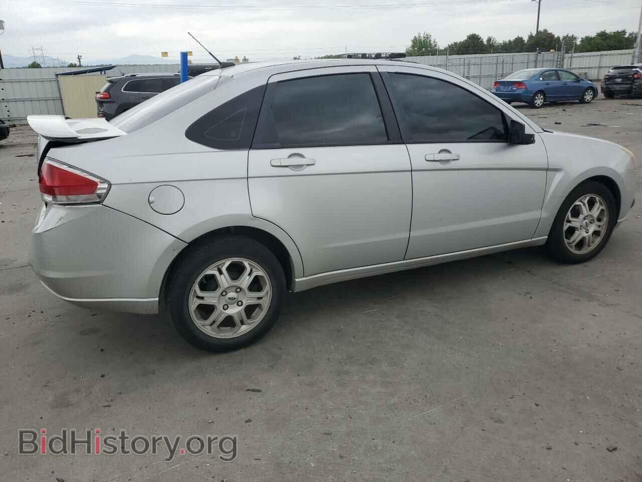2009 FORD FOCUS - VIN: 1FAHP36N39W156407 - Фото 3