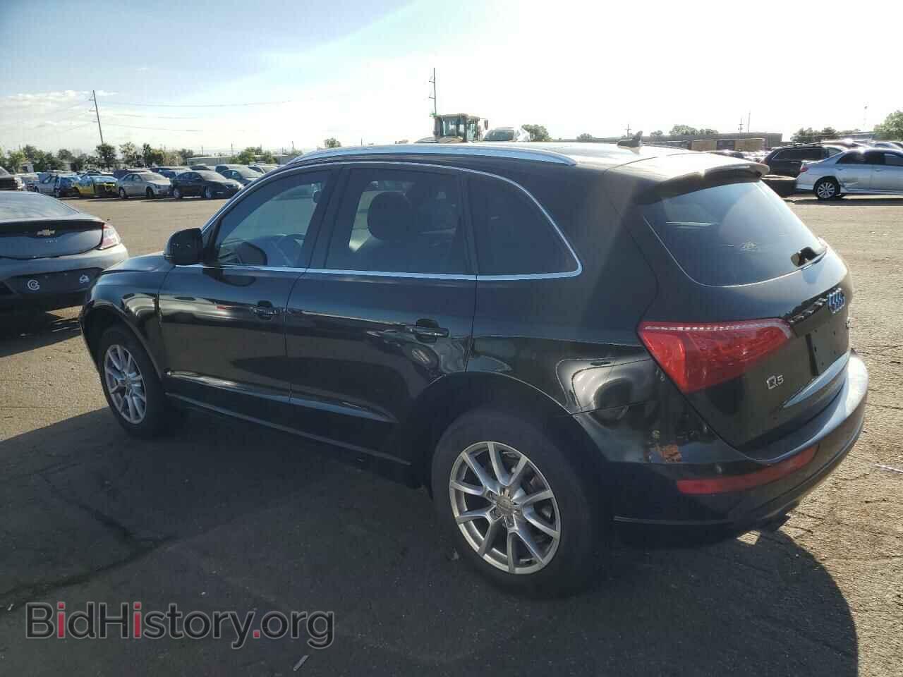2011 AUDI Q5 - VIN: WA1CFAFP2BA015600 - Фото 2