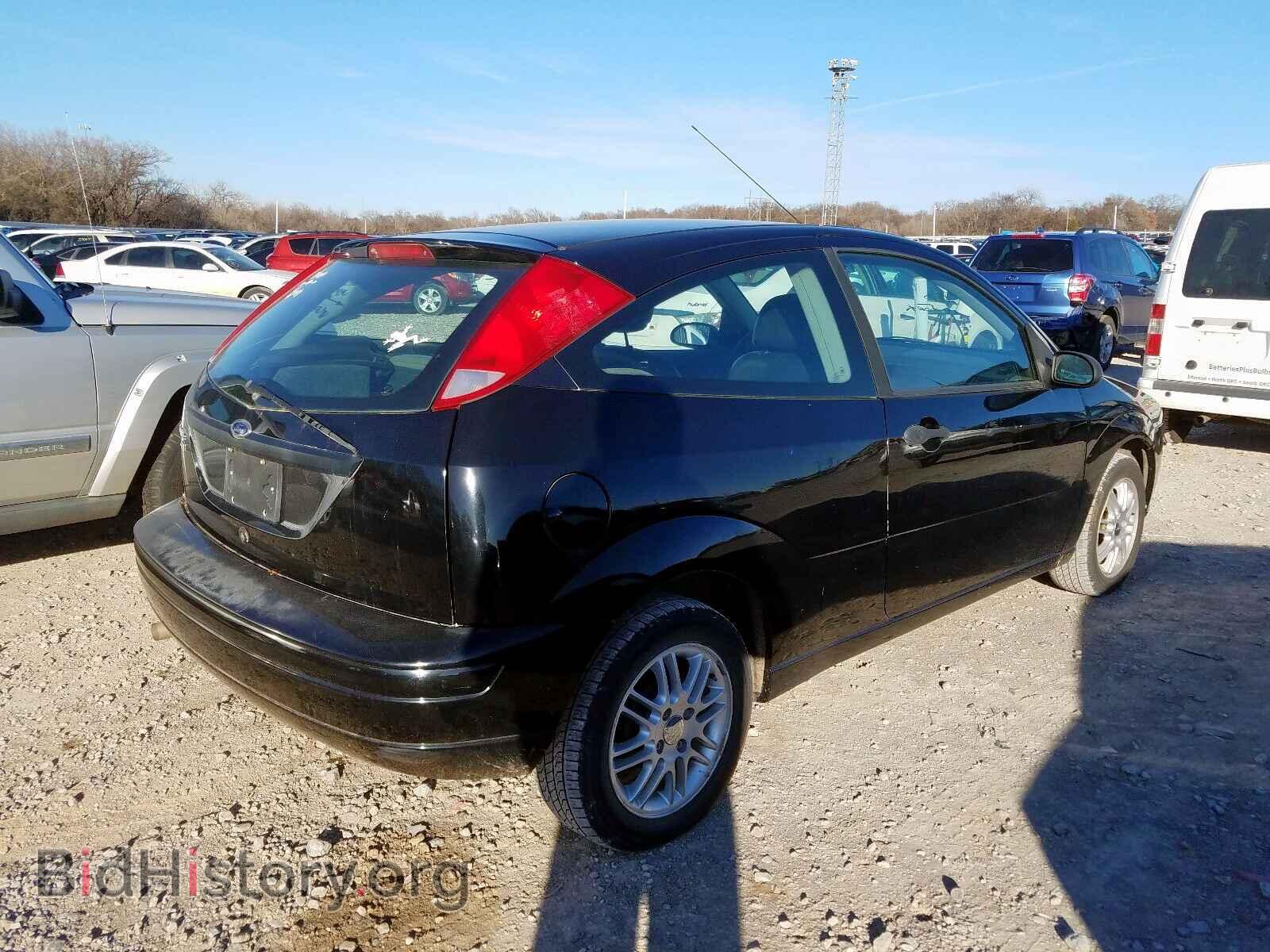 2007 FORD FOCUS - VIN: 1FAFP31N37W191895 - Фото 4