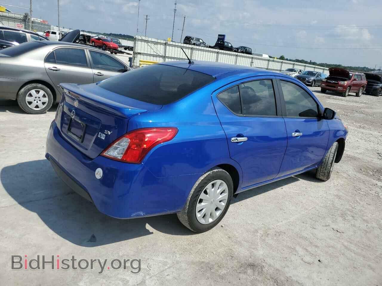 2017 NISSAN VERSA - VIN: 3N1CN7AP3HL860902 - Фото 3