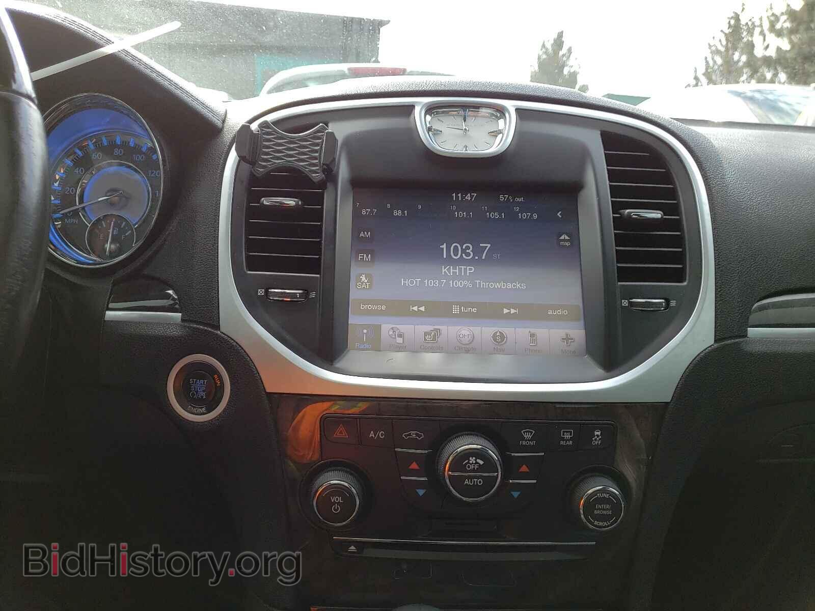 2011 CHRYSLER 300 - VIN: 2C3CA6CT9BH581181 - Фото 9