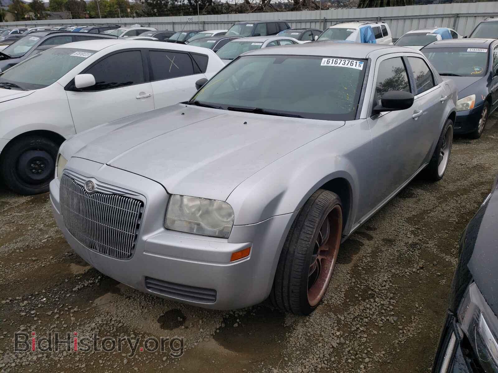 2007 CHRYSLER 300 - VIN: 2C3KA43RX7H784866 - Фото 2