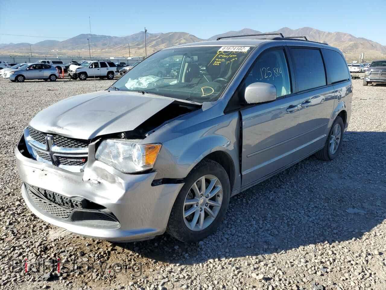 2015 DODGE CARAVAN - VIN: 2C4RDGCG5FR604896 - Фото 2