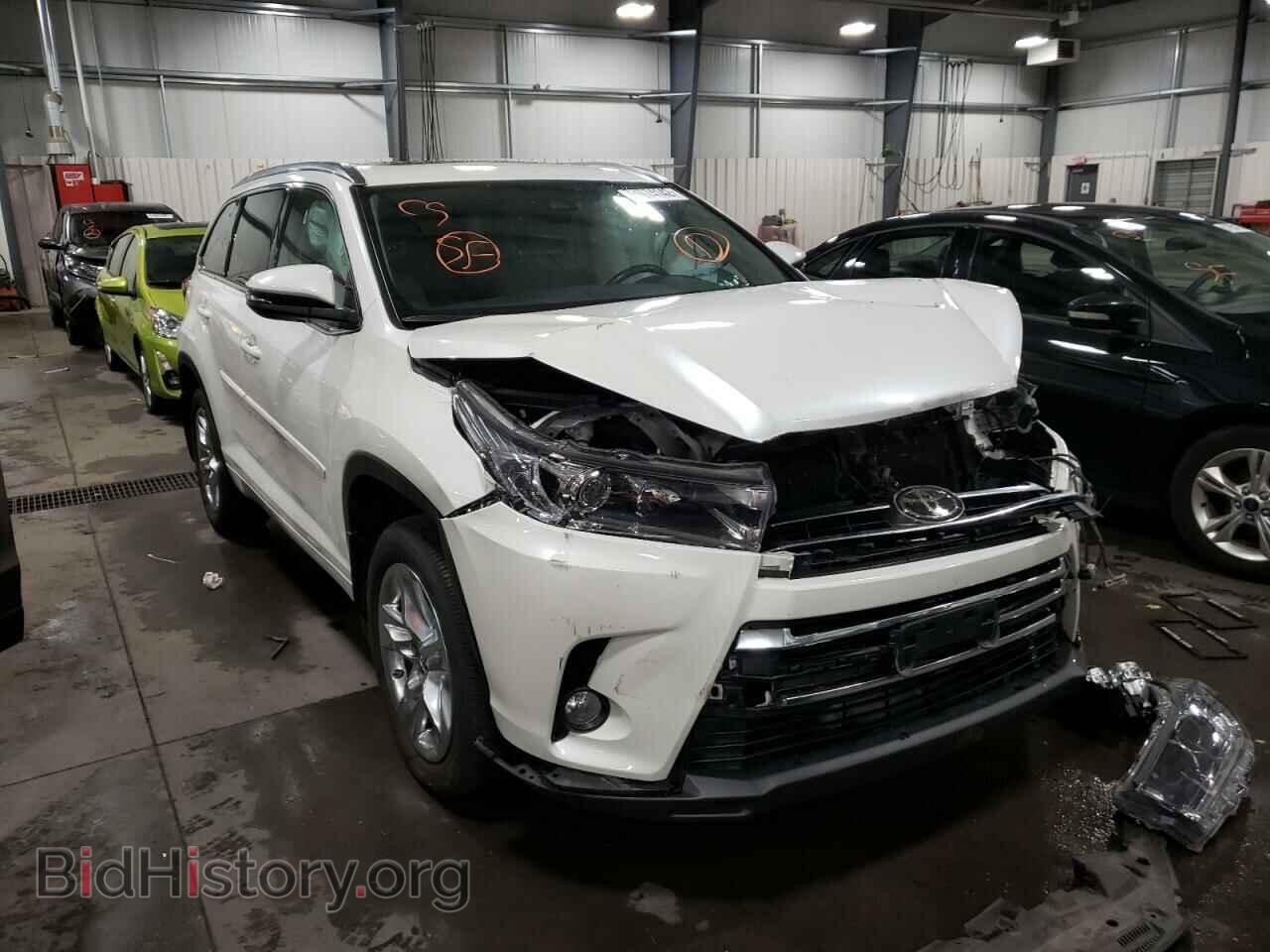 Фотография 5TDDZRFH7HS468924 - TOYOTA HIGHLANDER 2017