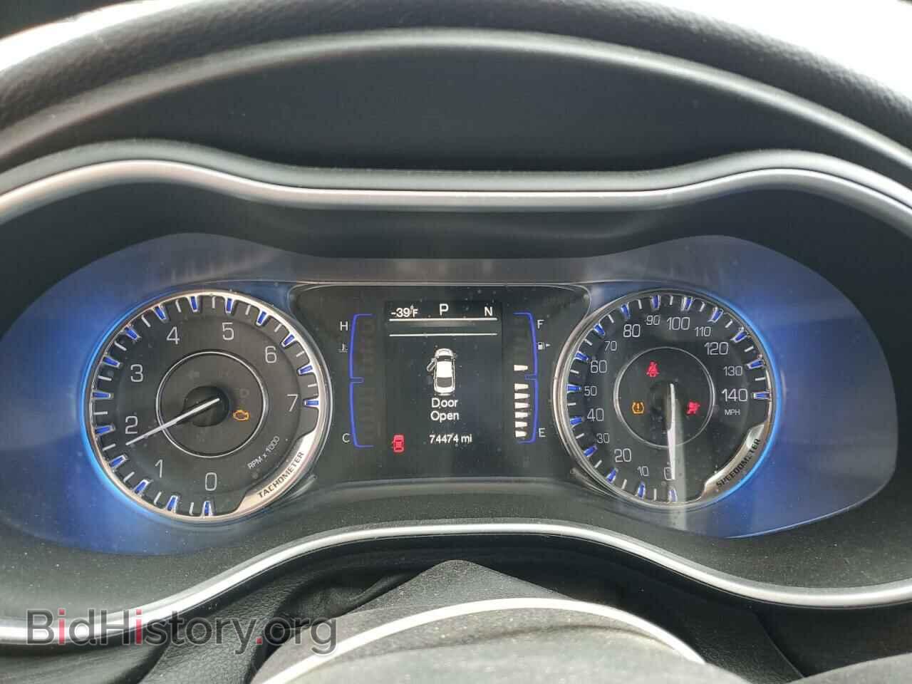 2015 CHRYSLER 200 - VIN: 1C3CCCAB8FN717218 - Фото 9