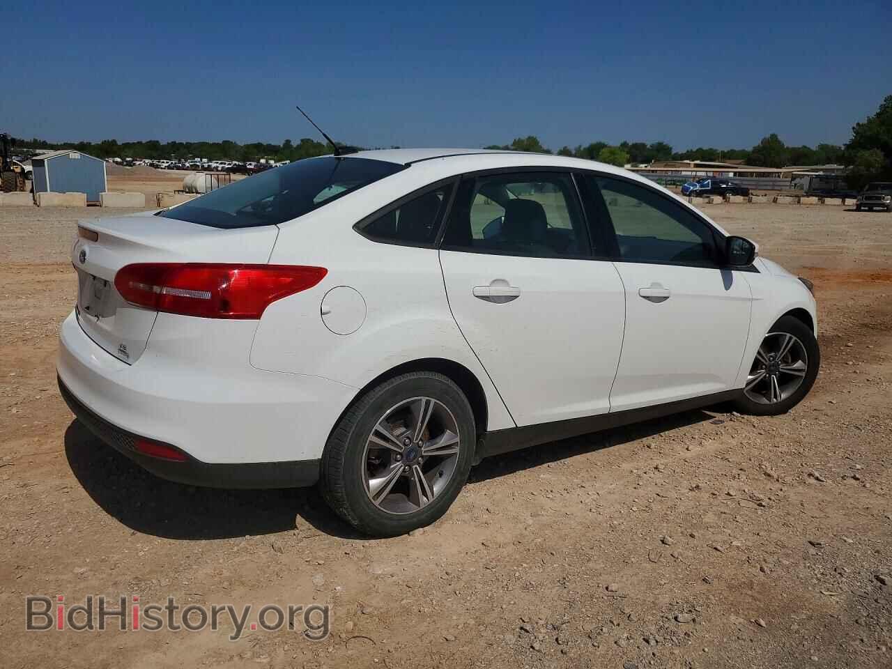 2018 FORD FOCUS - VIN: 1FADP3FE2JL202779 - Photo 3