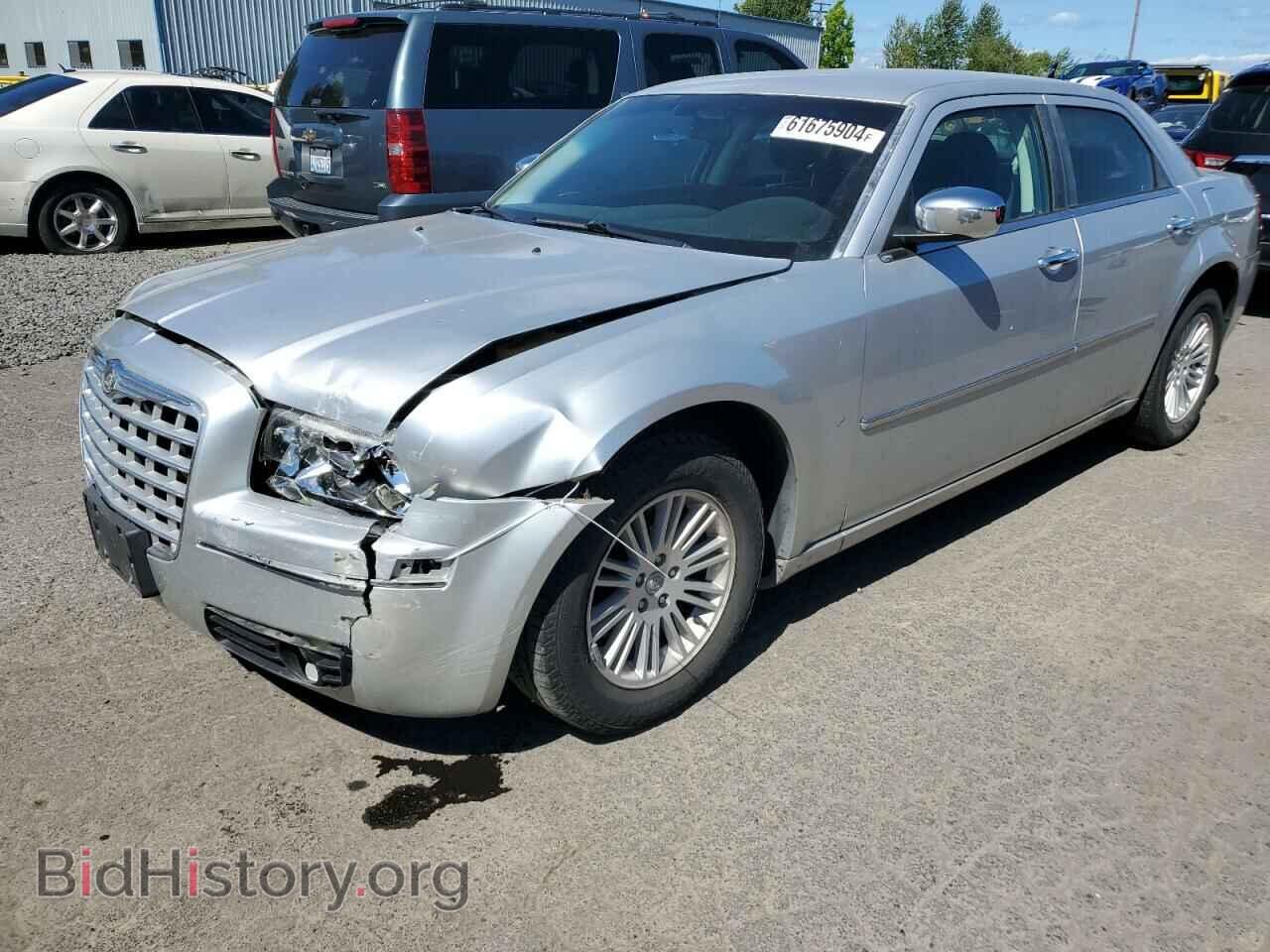 Photo 2C3CA5CV7AH122774 - CHRYSLER 300 2010