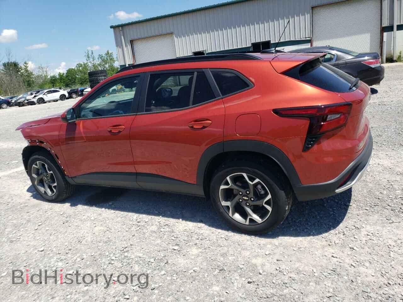 2024 CHEVROLET TRAX - VIN: KL77LHE28RC034629 - Фото 2