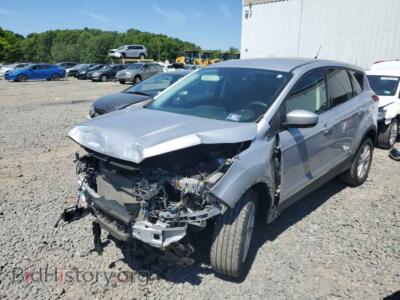 2019 Ford ESCAPE SE, silver — VIN 1FMCU0GD5KUA73771, Copart