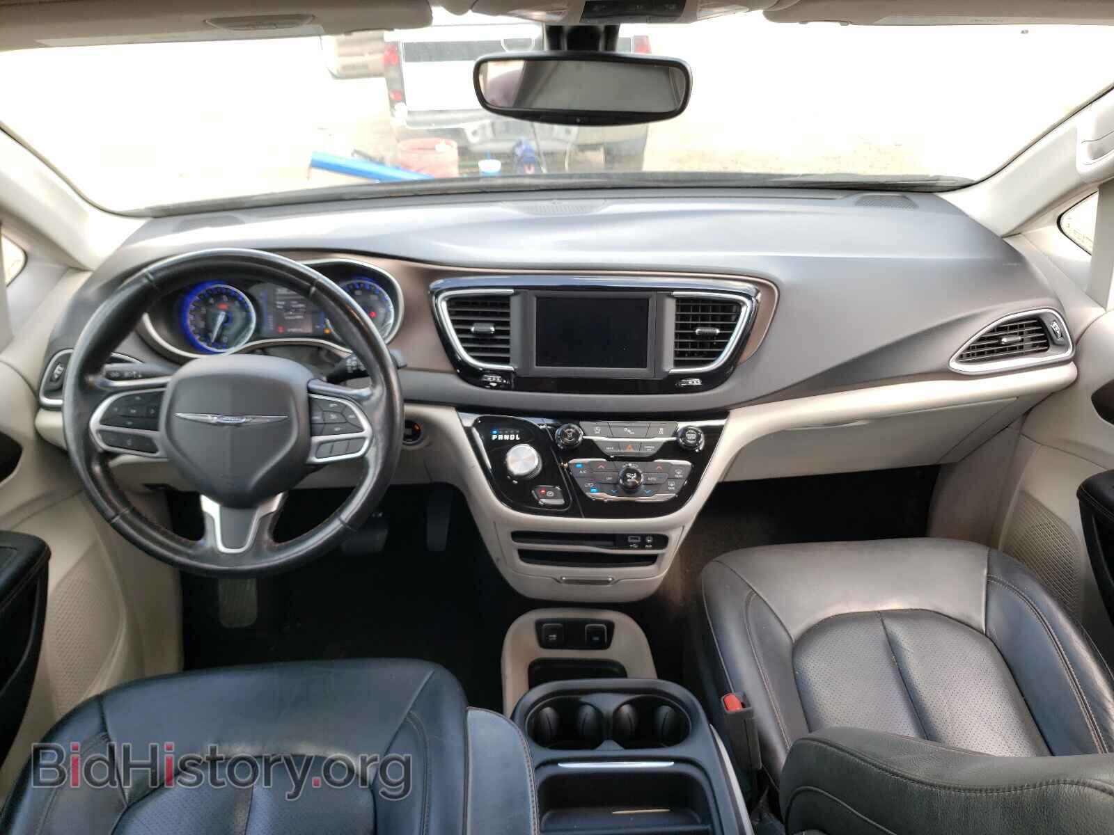 2019 CHRYSLER PACIFICA - VIN: 2C4RC1BG8KR537223 - Фото 9
