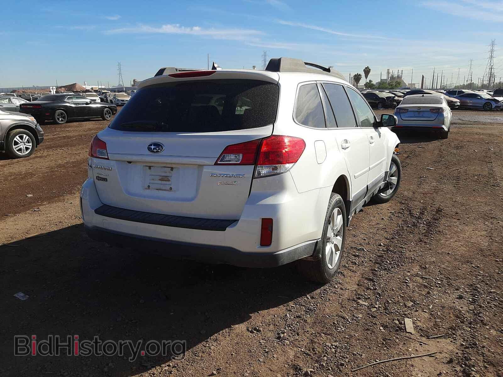 2011 SUBARU OUTBACK - VIN: 4S4BRBLC0B3405403 - Фото 4