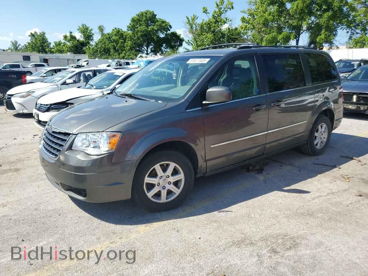 Photo 2A4RR5D11AR301021 - CHRYSLER MINIVAN 2010