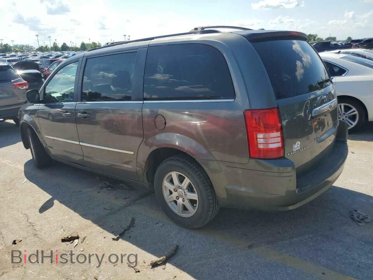 2010 CHRYSLER MINIVAN - VIN: 2A4RR5D11AR301021 - Фото 2