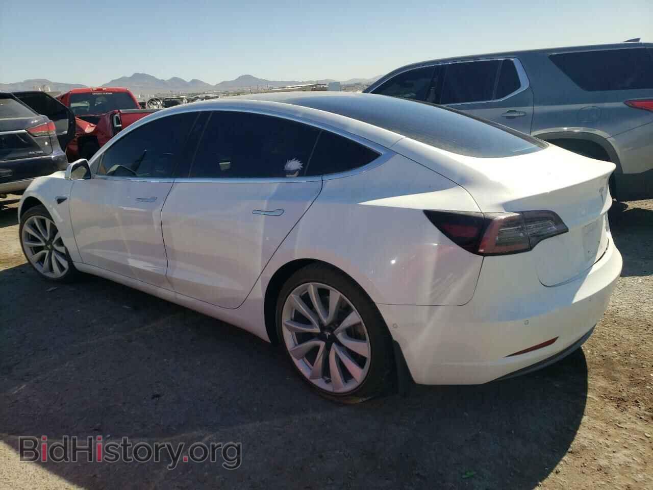 2018 TESLA MODEL 3 - VIN: 5YJ3E1EBXJF067769 - Photo 2
