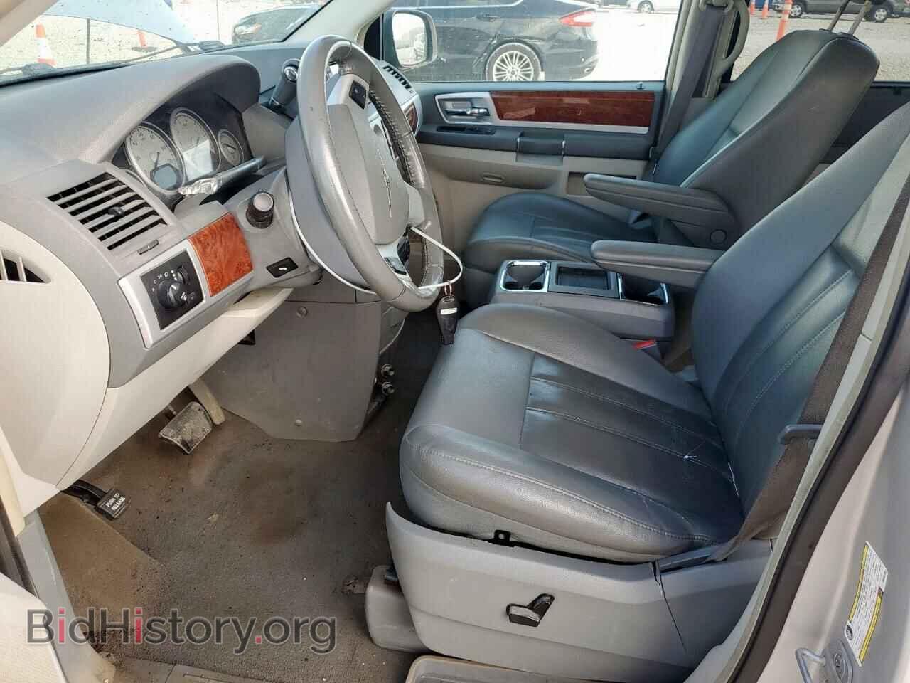 2009 CHRYSLER MINIVAN - VIN: 2A8HR54109R562601 - Фото 7