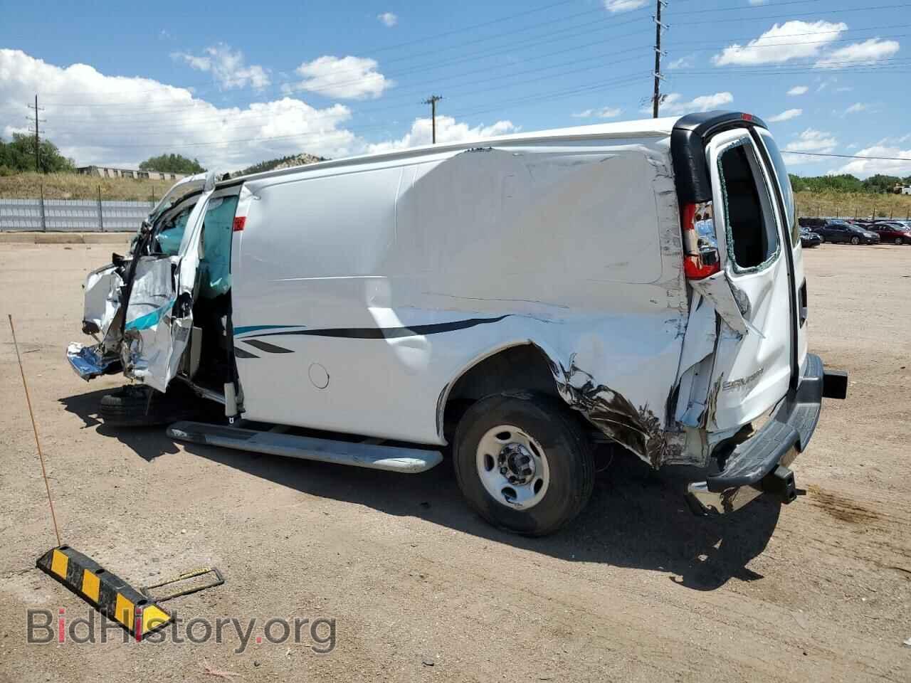 2021 GMC SAVANA - VIN: 1GTW7AFP7M1191982 - Фото 2