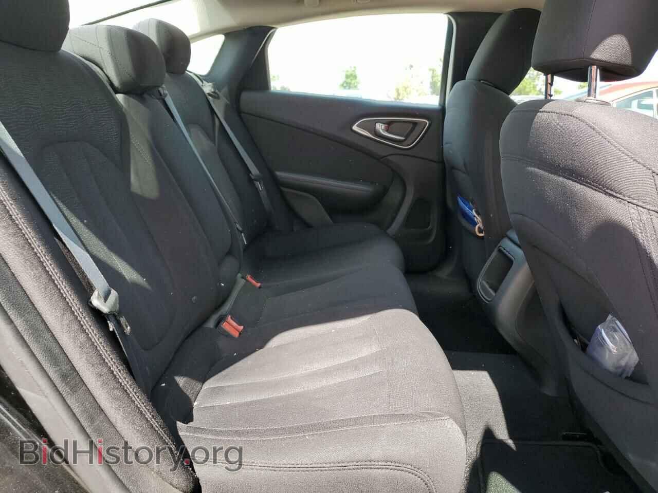 2015 CHRYSLER 200 - VIN: 1C3CCCAB1FN656262 - Фото 6